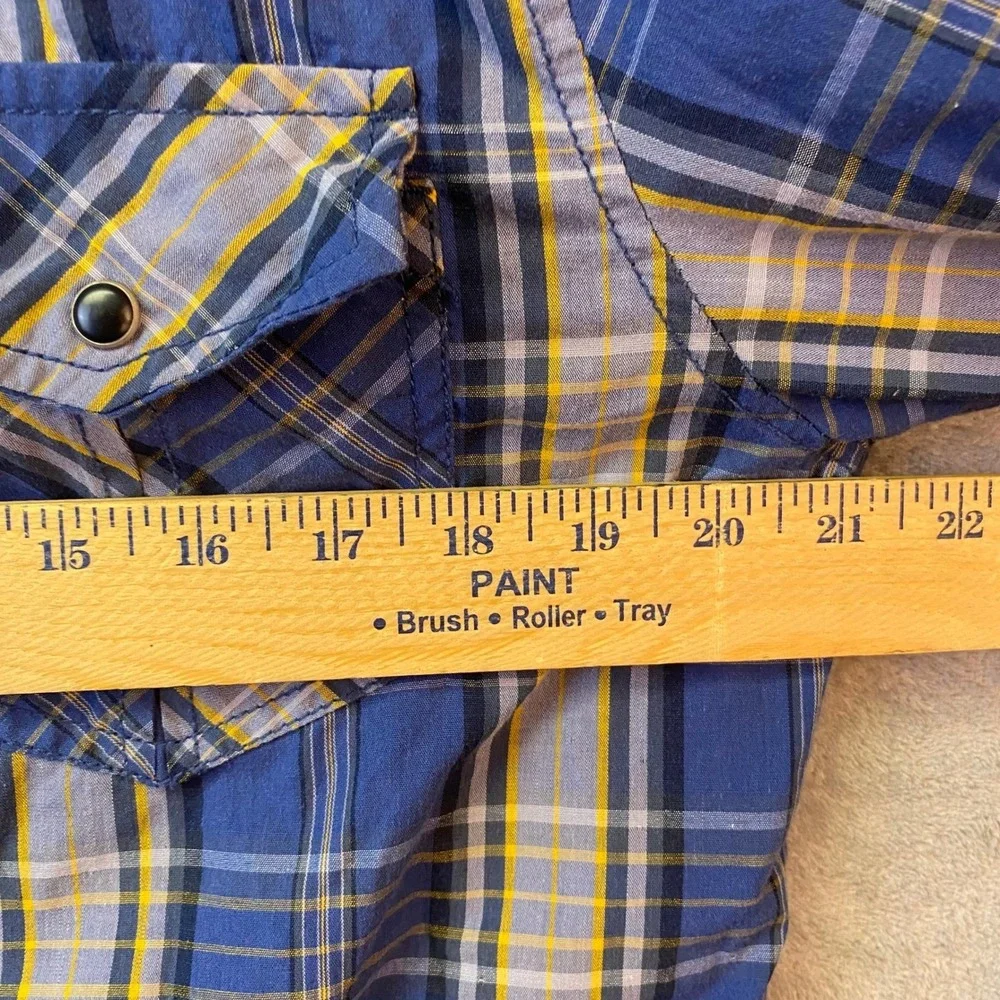 Realtree Mens Blue Plaid Long Sleeve Pearl Snap Western Shirt Medium Camo Trim